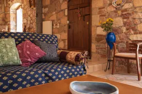Nerotrivia stone house - Image 2