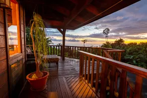 Beautiful, Spacious Home w/Expansive Ocean Views - Image 2