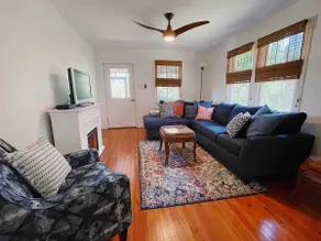 Unik Beach Cottage - Vineyard Vista - - Image 3