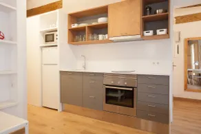 Cozy El Born Flat Near Picasso Museum - Image 2
