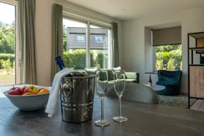 Delightful spacious energy-neutral villa - Image 3