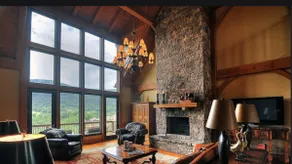 Secluded Luxury Home w/ Amazing Mountainous Views - Image 4