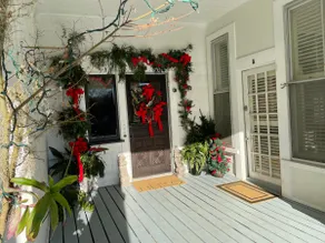 The Charming White House - Image 2