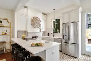 Renovated Victorian District Home Hot Tub - Image 3