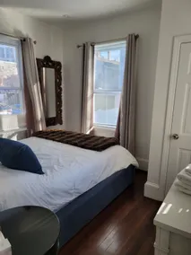 Private, stylish, in central location - Image 2
