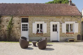 Restored farmhouse near Barbizon, - Image 2