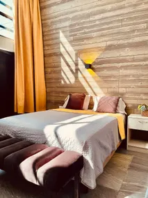 Contemporary Suite with a Peaceful environment - Image 5