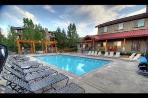 1 of a kind home Near Ski/hike/Bike/Golf/Shop - Image 2