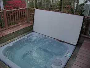Fun Beach House, Pool, Spa, Steps to Lake Michigan - Image 3