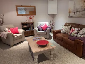 Relaxing Retreat on the edge of the Cotswolds - Image 5