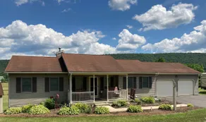 Highly Ranked Airbnb near PSU & 5* Fishing - Image 4