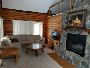 Indianhead Log Home by Ski Resort - Image 5
