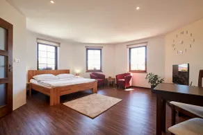 Beautiful view apartment 2 - Image 2
