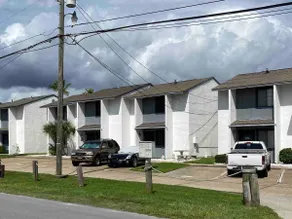 Relax Inn- 5 minute walk to beach•2 bedroom - Image 3