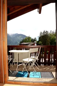 Cozy apartment at the bottom of the slopes. - Image 2