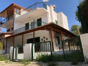 3+1 detached stylish house with garden and terrace close to the sea - Image 4