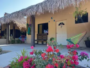 A beach house that's comfortable, nice and super clean - Image 2