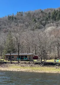Cheerful Cottage on the Beaverkill River - Image 2