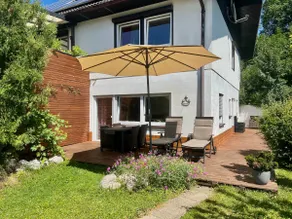 Beautiful apartment in an idyllic location with pool - Image 4