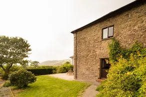 Holt Cottage near Llansteffan - Image 2