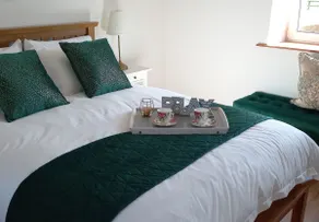 Glenrigh Luxury 2-bedroom Cottage Cahir - Image 2