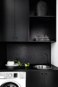 Inner city modern apartment : Harvey - Image 4