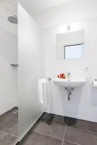 Elisabeth - Modern living in the center - Image 5