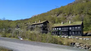 Modern Mountain Apartment with Balcony & Views - Image 3