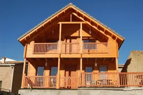 Wooden house in Zarzuela - Image 4