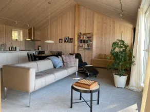 Stylish guest house in idyllic surroundings - Image 2