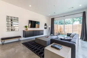 Open concept★Smart TVs all rooms★Private Backyard - Image 4
