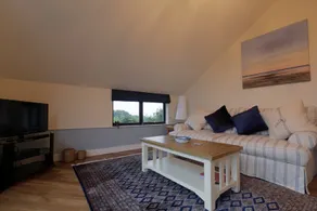 Woodside View - Image 5