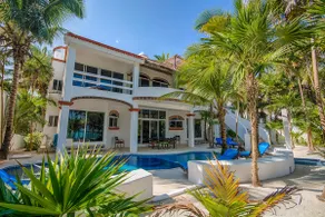 Luxury Oceanfront Akumal Sur Villa w/ Pool, Beach - Image 5