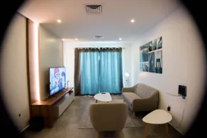 Luxury Seaview apartment in Salmiya - Image 2