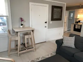 Cute, perfectly located downtown 1 bedroom parking - Image 2