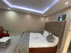 studio apartment - Image 4