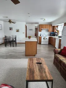 Orchard Way, your Home Away from Home! 2 BR ranch - Image 4