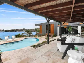 World Class Villa Manly Beach HarbourView Sauna Private Beach - Image 3
