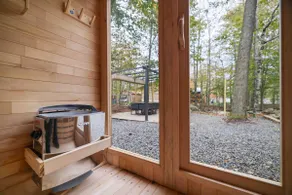 Modern 5BR SAUNA Poconos Home Near All Attractions - Image 4