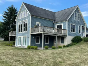Charming 4-Season Cayuga Lake House near Sheldrake Point!! - Image 3