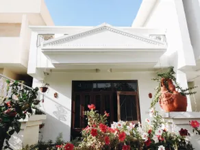 Little Palace - Image 2