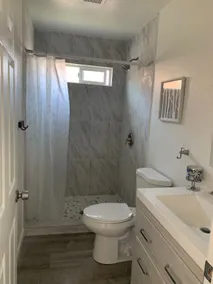 Renovated and comfortable guest suite - Image 3