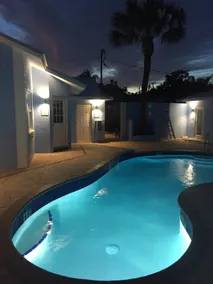 Walk to beach. Pool view. Daily rentals V2 - Image 3