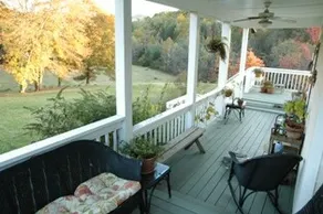 Pounding Creek Cottage - Image 3