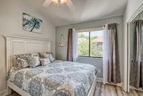 Newly Updated 2Bed/1Bath Condo - 3 Min to Beach! - Image 5