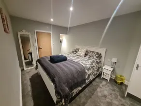 1 bedroom accommodation in Haworth - Image 3