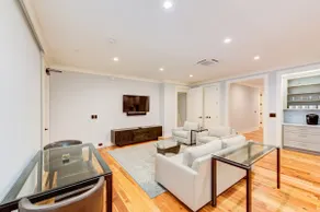 Deluxe 2 BR Suite w/ Piazza - Steps to King St. - Image 5