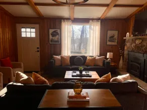 Serene and Cozy Cottage, Walk to Big Bass Lake - Image 4