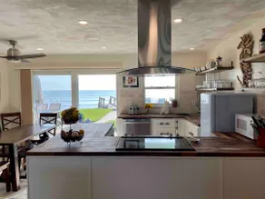 Magical Beach Sunrises & Surf Oceanfront 3BR/2BA - Image 4