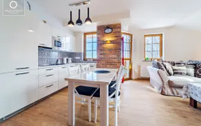 Rustic apartment with fireplace and view - Image 5